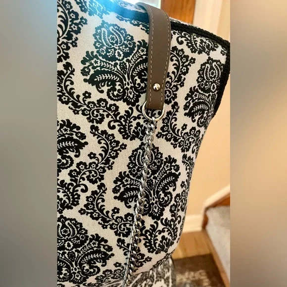 Genuine Leather Brown Crossbody Dumpling Bag - Picture 12 of 14